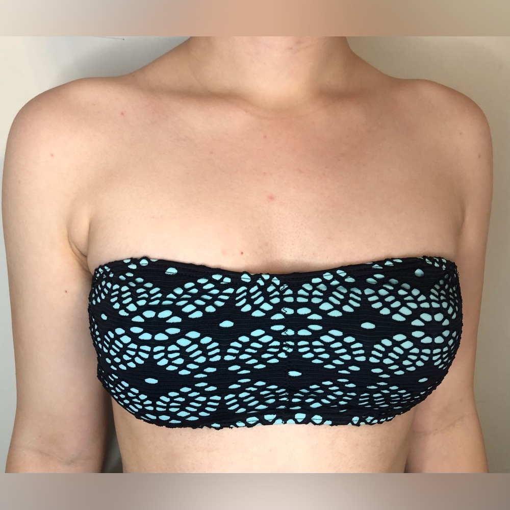 Black Lace Strapless Bikini – Blue Lining, Two-Piece (S/M) - Picture 8 of 12